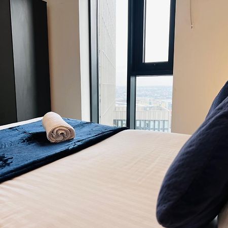 Premium Deals L Last-Minute Stay L 4 Min Walk To Birmingham Central Library L 18Th Floor 2 Bed 2 Bath City Centre Penthouse With Gym & Netflix By Jvt Short Lets 외부 사진