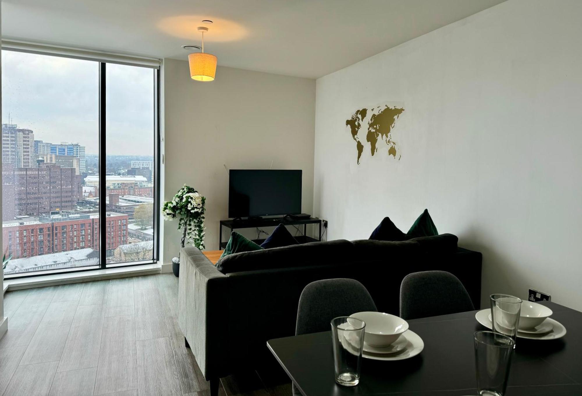 Premium Deals L Last-Minute Stay L 4 Min Walk To Birmingham Central Library L 18Th Floor 2 Bed 2 Bath City Centre Penthouse With Gym & Netflix By Jvt Short Lets 외부 사진